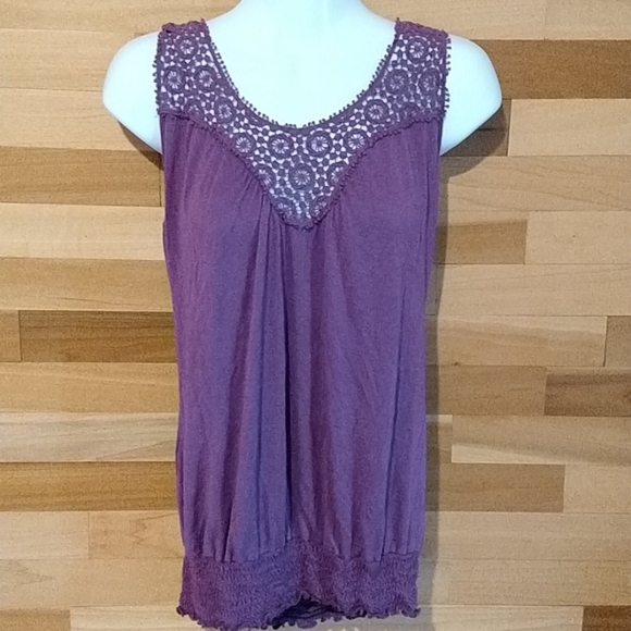 💥 5 for $20 💥Embellished top by blue heaven - Picture 2 of 3